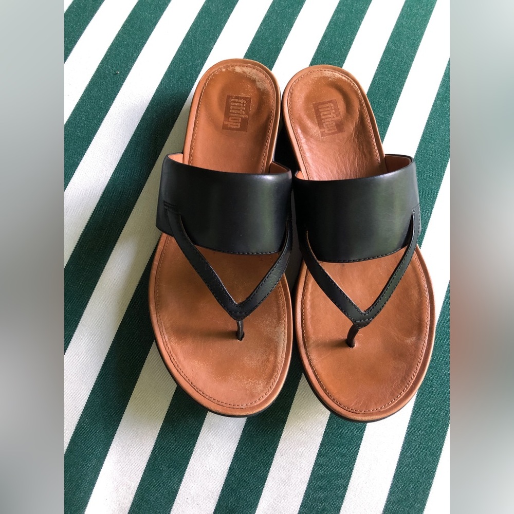Leather Thong Slide Sandals - Black & Brown